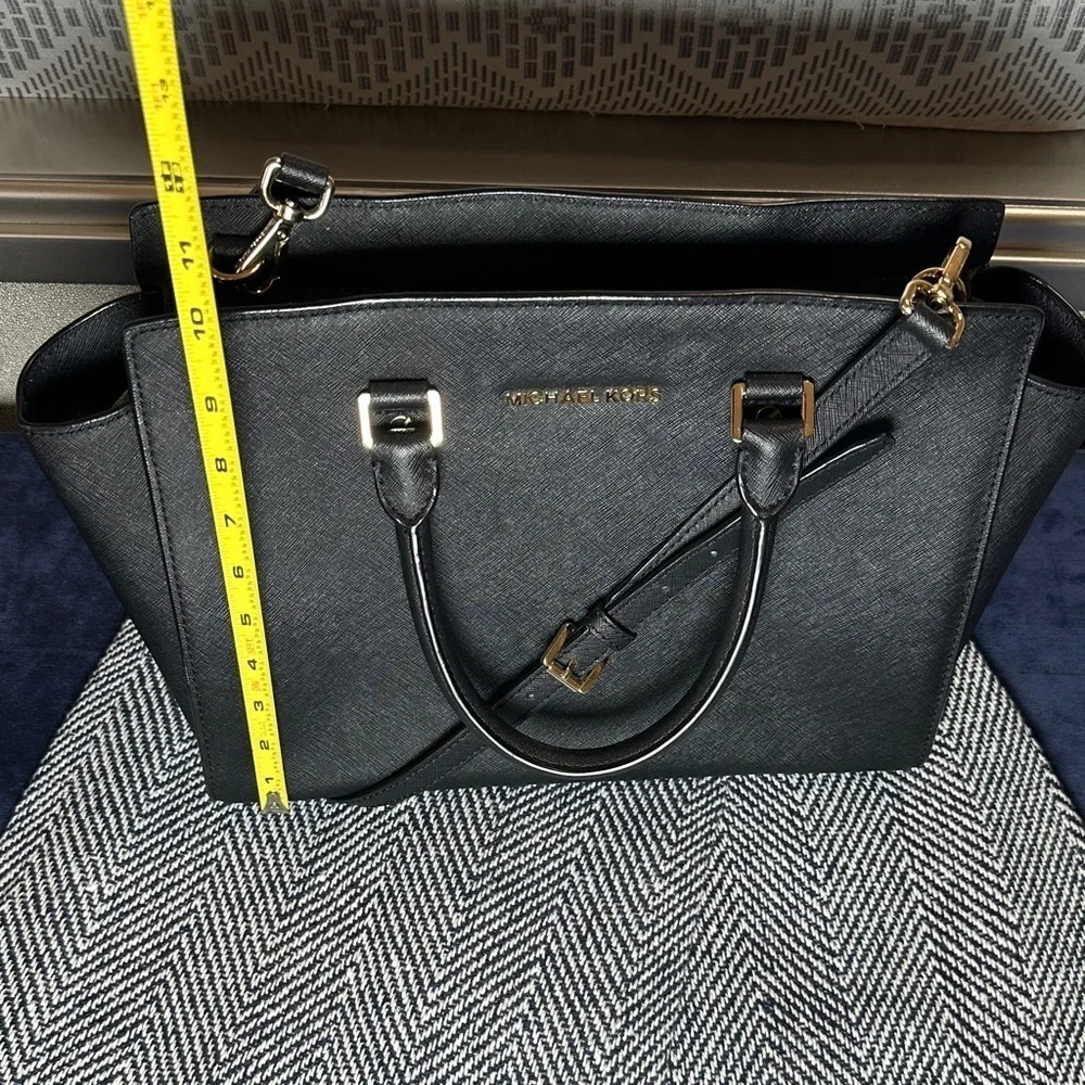 Michael Kors Selma Large Black Saffiano Leather Satchel Tote Crossbody Bag